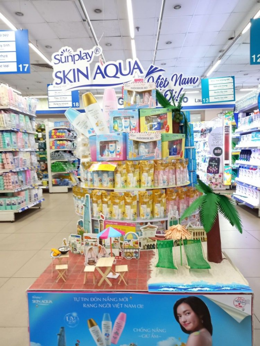 A massive pallet display covered in cosmetic gift sets for a holiday promotion